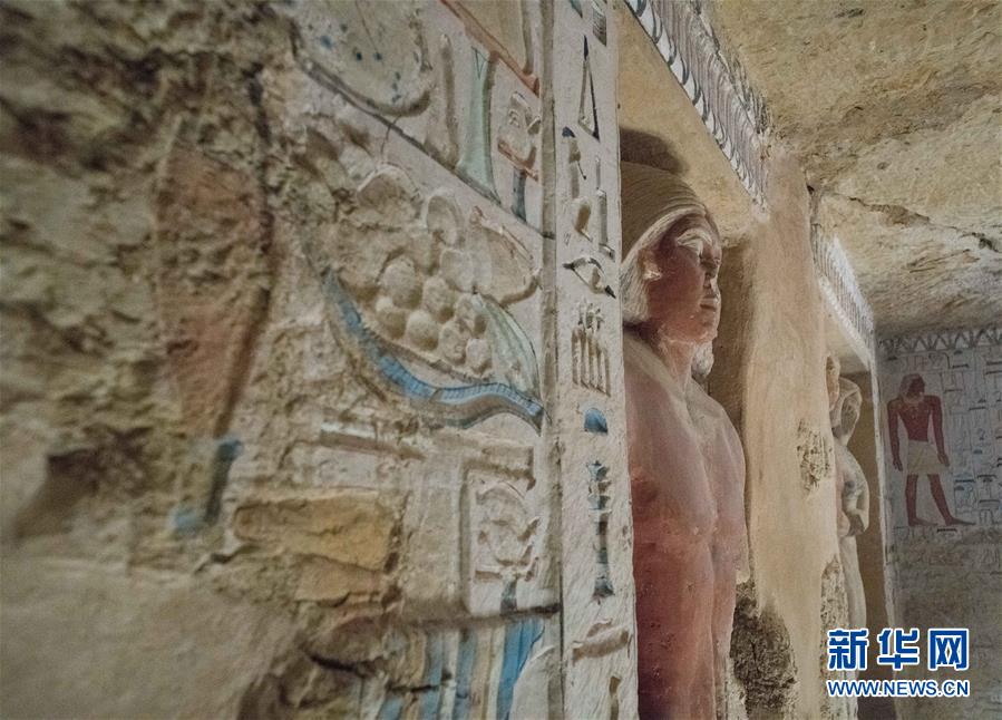 Egito descobre túmulo fara?nico intacto de 4.400 anos perto das piramides de Gizé