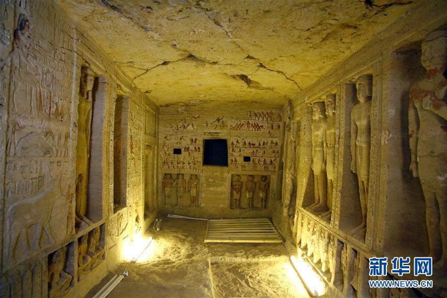 Egito descobre túmulo fara?nico intacto de 4.400 anos perto das piramides de Gizé