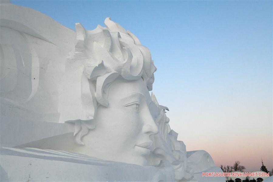 Em imagens: Principais obras na Exposi??o de Esculturas de Neve no nordeste da China