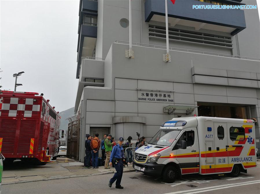 Incêndio em navio-tanque deixa um morto e sete feridos nas águas próximas a Hong Kong