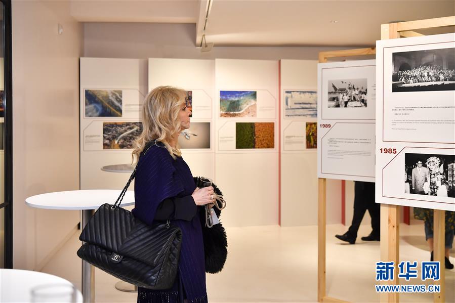 Paris recebe exposi??o sobre os 40 anos de reforma e abertura da China