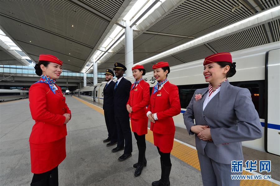 Xi’an: Tripula??o de trem-bala chinês irá contar com membros estrangeiros durante período do Festival da Primavera