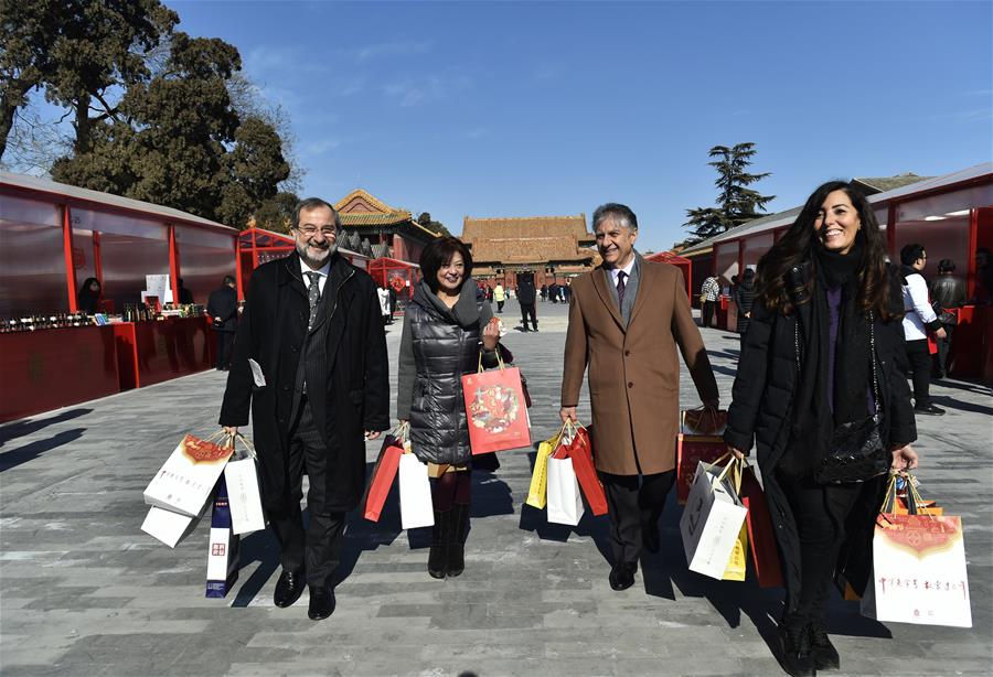 Feira no Museu do Palácio exibe tradi??es reais do Festival da Primavera durante a Dinastia Qing