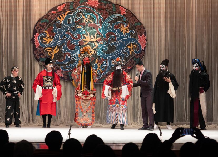 ópera?tradicional?chinesa?inspira?estudantes?estrangeiros
