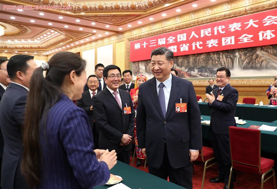 Xi pede perseveran?a em luta contra pobreza