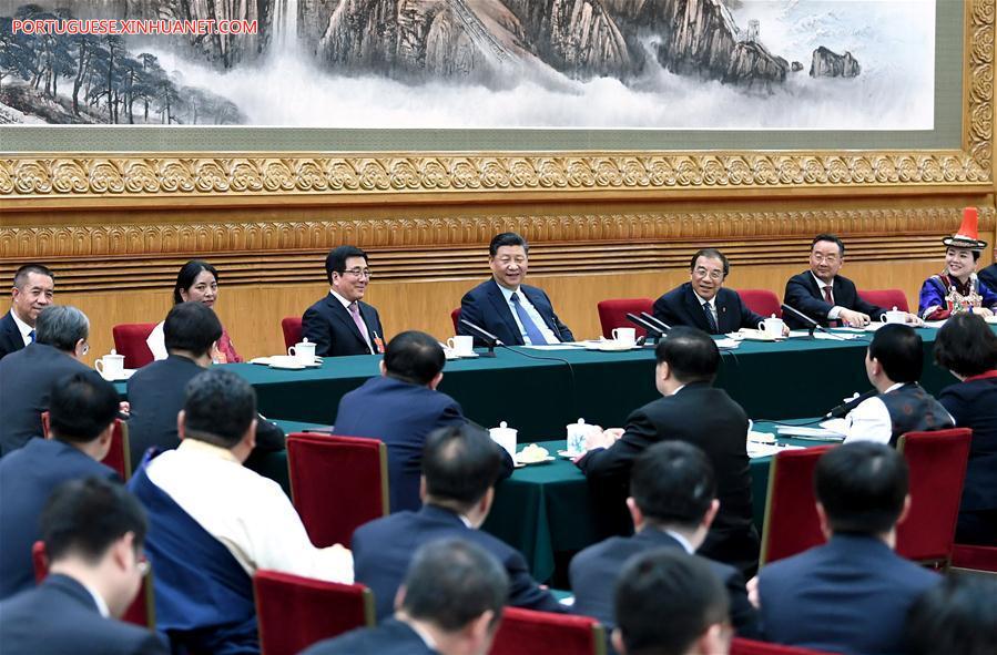 Xi pede perseveran?a em luta contra pobreza