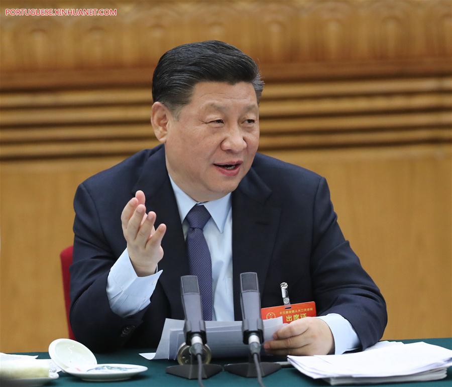 Xi pede perseveran?a em luta contra pobreza