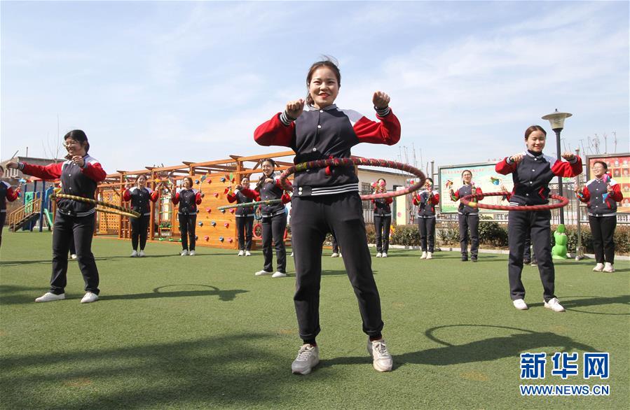 China adere às comemora??es do Dia Internacional da Mulher