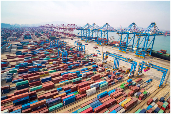 “Terminal Fantasma” de containers em Qingdao atinge completa automa??o