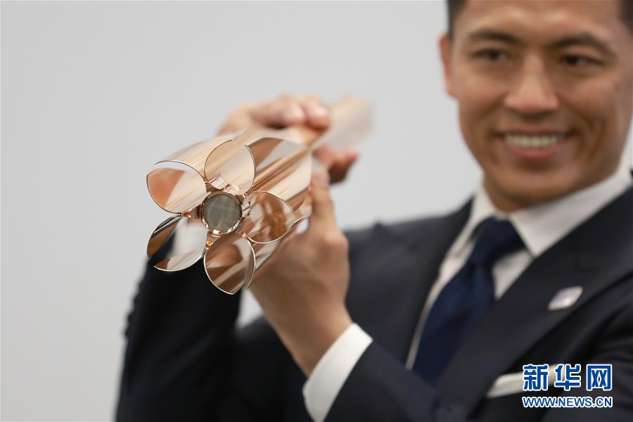      

Jap?o apresenta tocha dos Jogos Olímpicos de Tóquio

