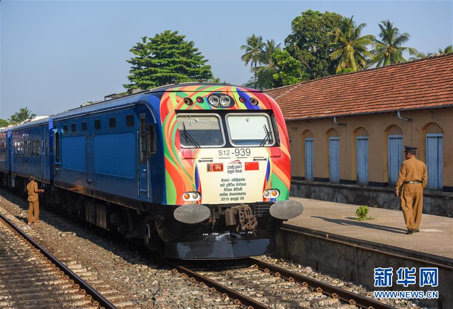 Cintur?o e Rota com novo projeto ferroviário no Sri Lanka