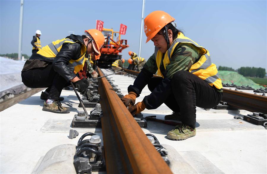 Ferrovia Zhengzhou-Fuyang deve iniciar opera??o no final de 2019