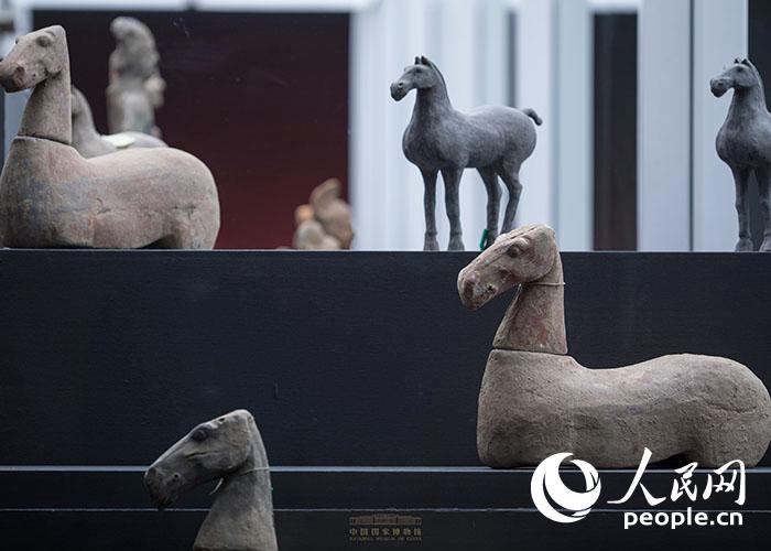 China: relíquias culturais devolvidas pela Itália em exibi??o no museu nacional