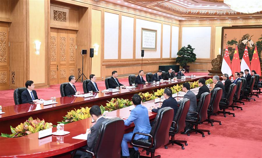 Xi reúne-se com premiê de Cingapura