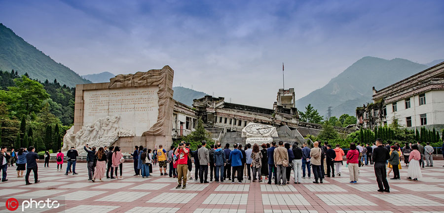 China realiza cerim?nia em homenagem as vítimas do terremoto de Wenchuan