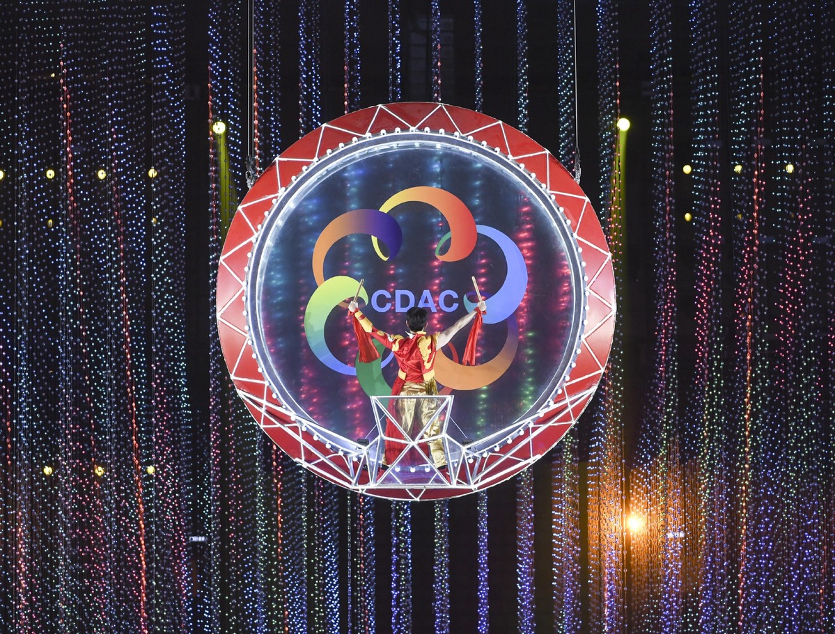 China realiza carnaval em celebra??o da diversidade civilizacional da ásia