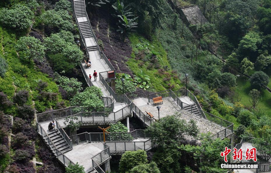 Galeria: Caminho especial para casa em Chongqing