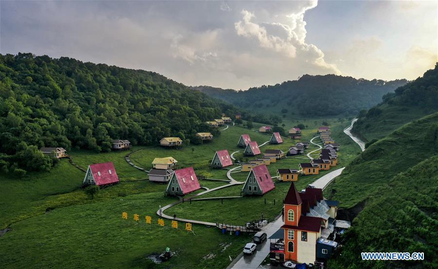 Galeria: Paisagem da pastagem de Guanshan em Shaanxi