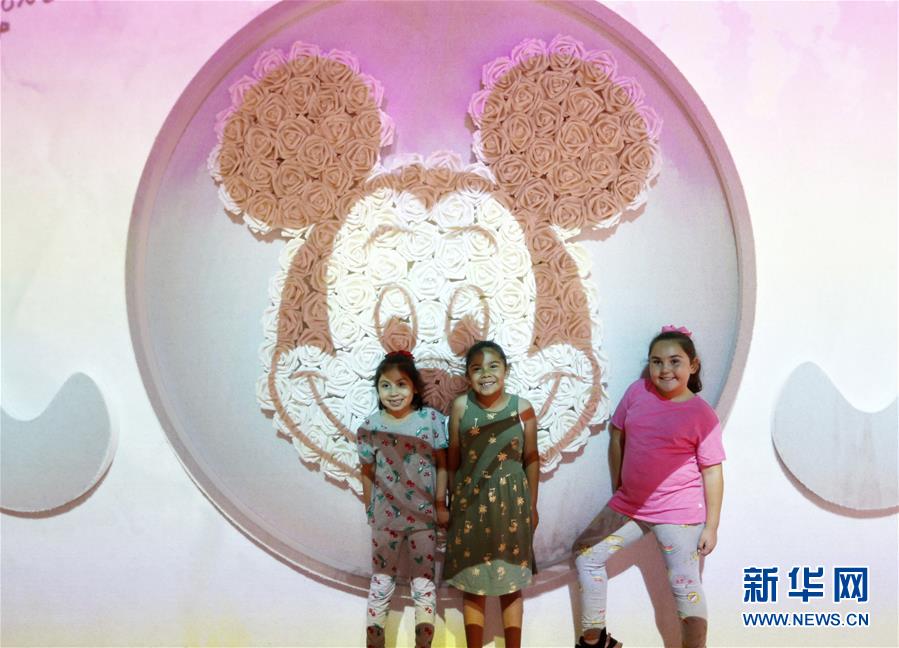 Disneylandia hospeda museu pop-up para 90o aniversário do Mickey Mouse
