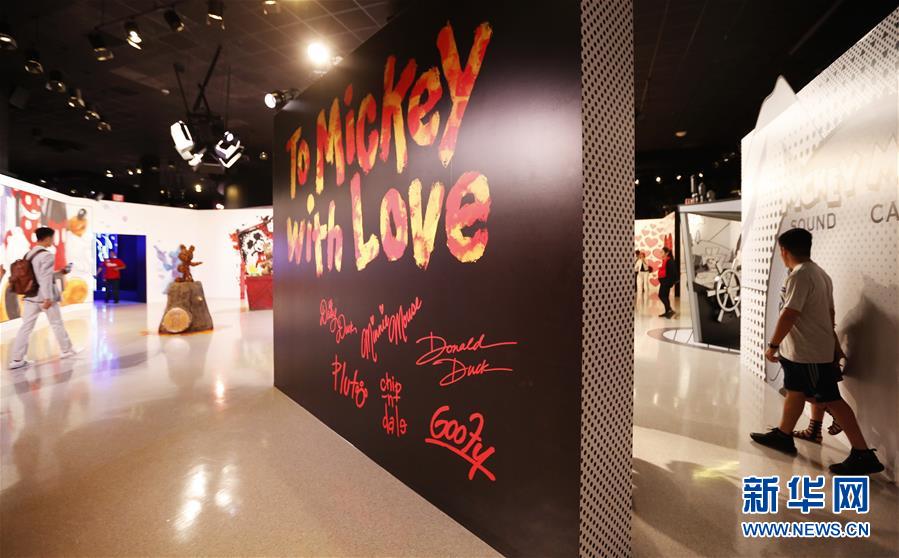 Disneylandia hospeda museu pop-up para 90o aniversário do Mickey Mouse