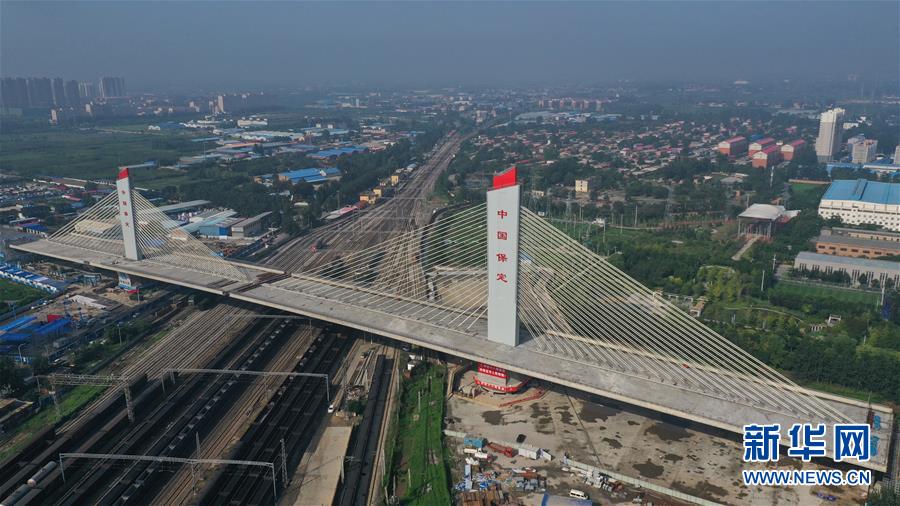 Baoding: rota??o de ponte com mais de 80,000 toneladas concluída com sucesso