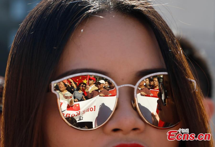 Chineses em S?o Francisco pedem o fim da violência em Hong Kong