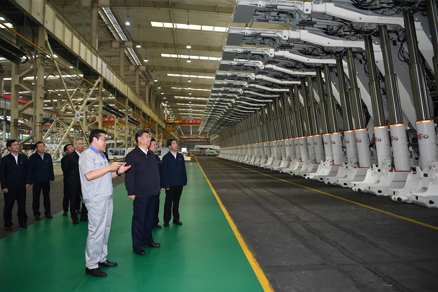 Xi inspeciona empresa manufatureira e a prote??o ecológica do Rio Amarelo no centro da China