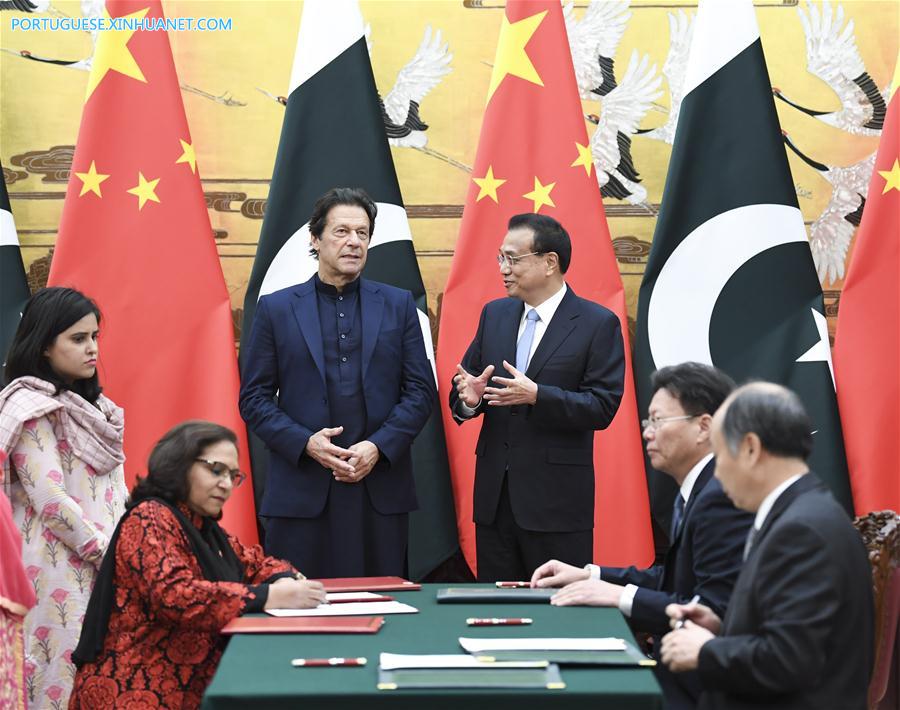 China e Paquist?o prometem refor?ar coopera??o