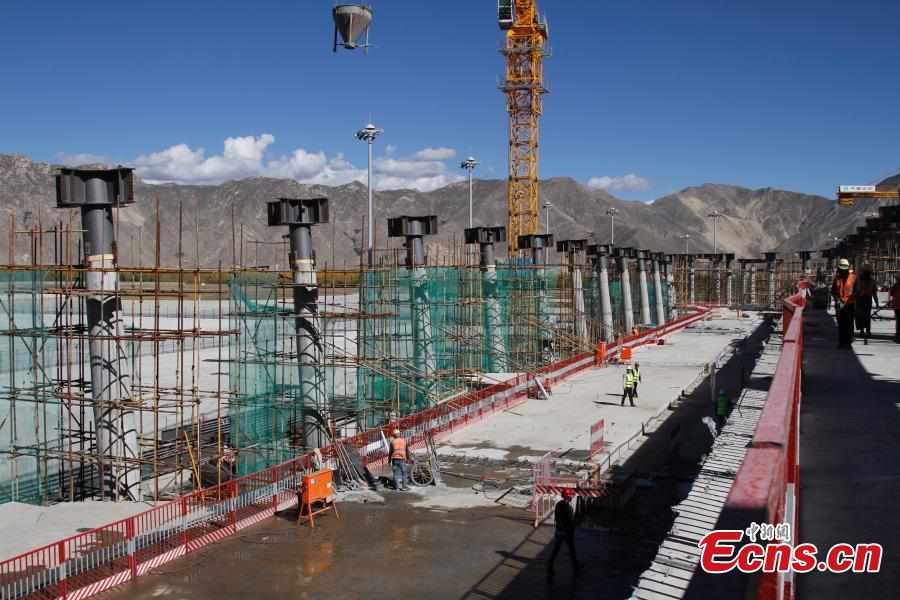 Marco estabelecido na renova??o do Aeroporto de Lhasa Gonggar 