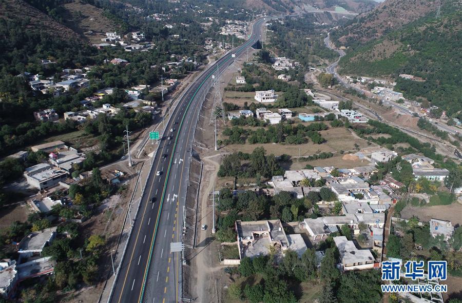 Via expressa no Corredor Econ?mico do Paquist?o inaugurada no noroeste paquistanês