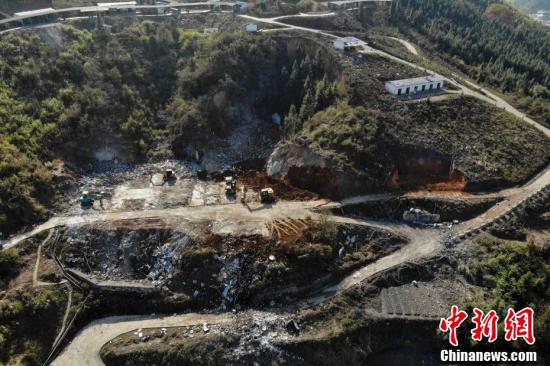 Explos?o em fábrica de fogo de artifício deixa 7 mortos e 13 feridos