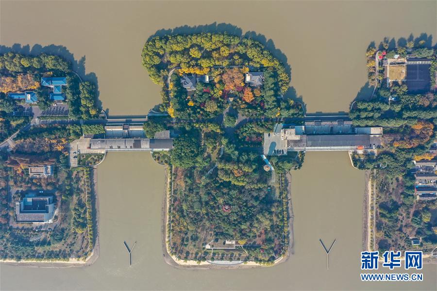 Megaprojeto chinês transp?e 30 bilh?es de metros cúbicos de água