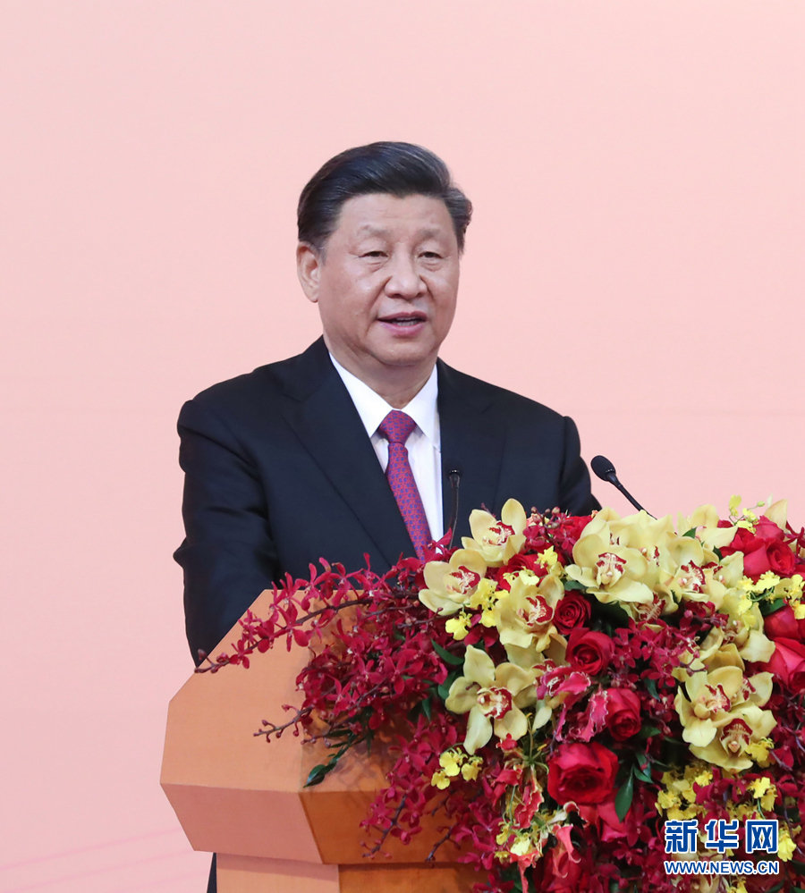 Xi Jinping elogia cinco pontos altos de Macau na aplica??o de ?um país, dois sistemas?