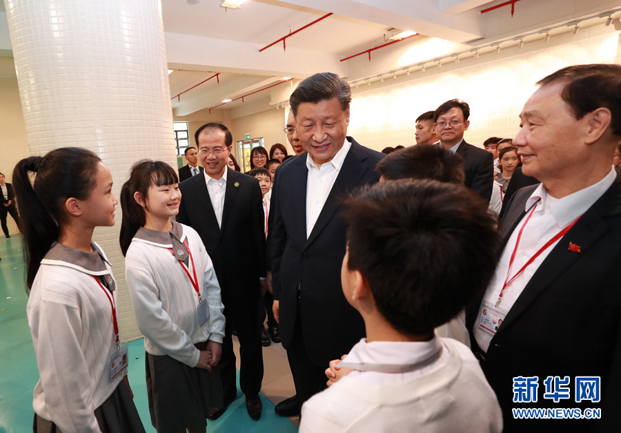Presidente chinês elogia educa??o patriótica em Macau e pede mais esfor?os
