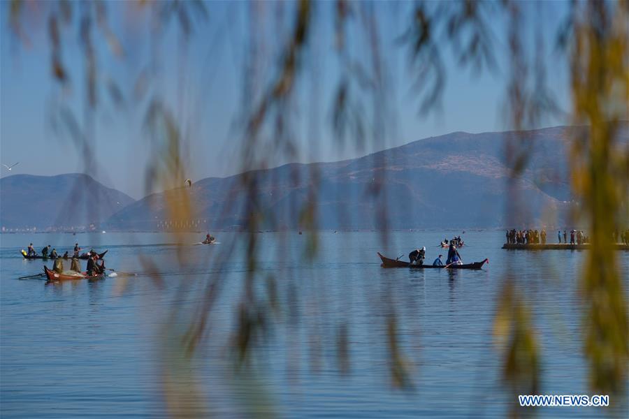 Yunnan: proibi??o de pesca suspensa temporariamente no lago Xingyun