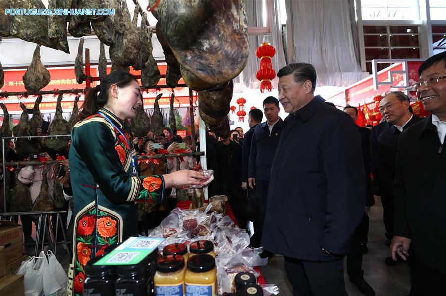 Xi Jinping estende cumprimentos pelo Ano Novo Chinês a todos os chineses