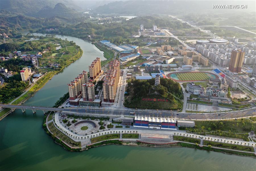 Guangxi: todo o grupo étnico Maonan deixa a pobreza