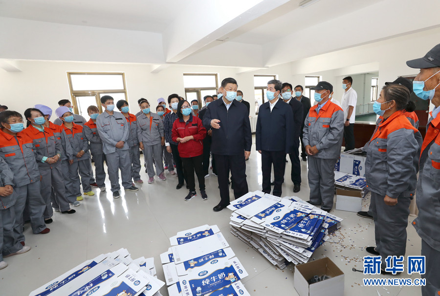Xi destaca vitória na luta contra pobreza durante inspe??o em Ningxia

