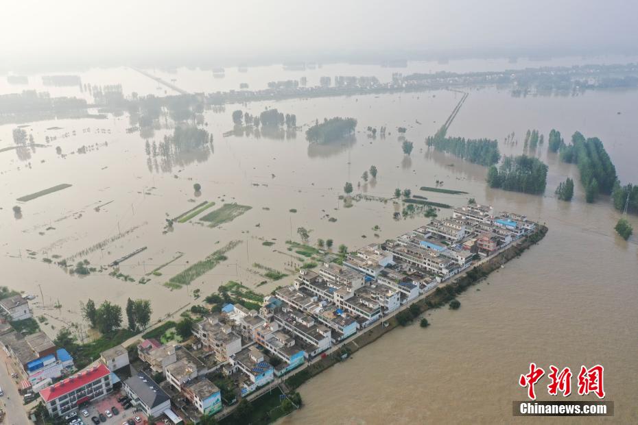 Anhui: área de armazenamento de inunda??es em Mengwa entra em opera??o