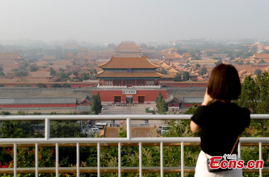 Beijing: parques registram maior afluência de visitantes com a diminui??o do nível de emergência 