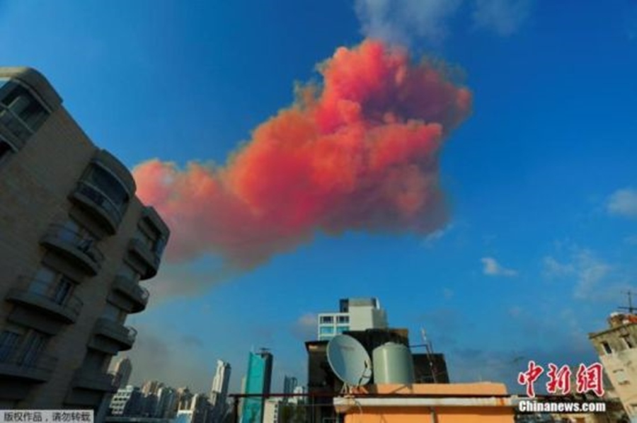 Explos?es em Beirute causam morte de mais de 100 pessoas