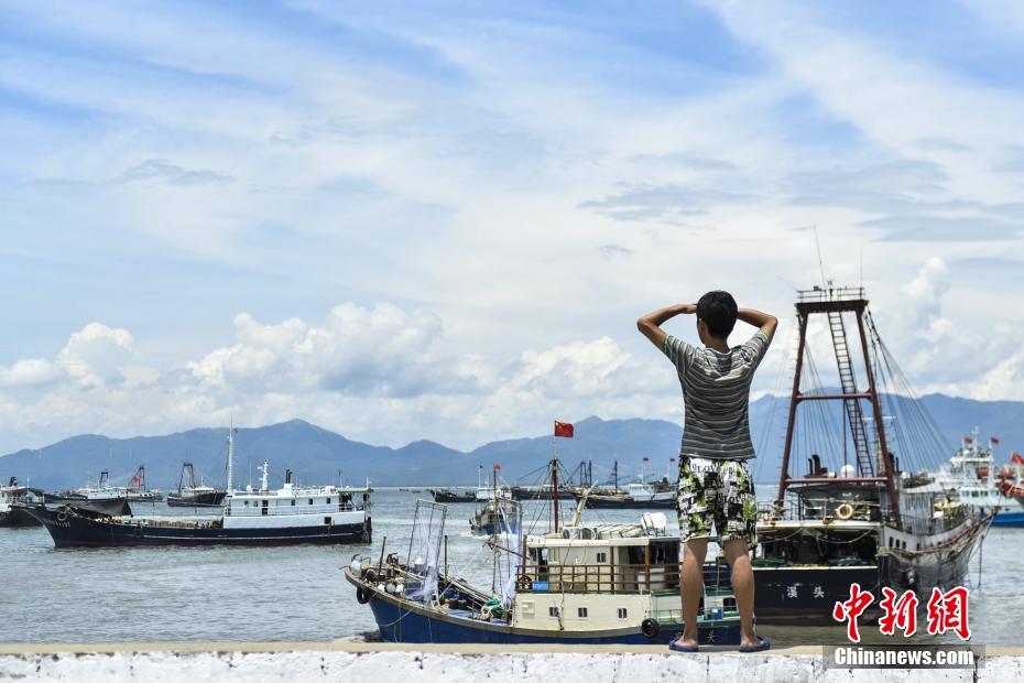 Finalizado período anual de proibi??o de pesca no Mar do Sul da China