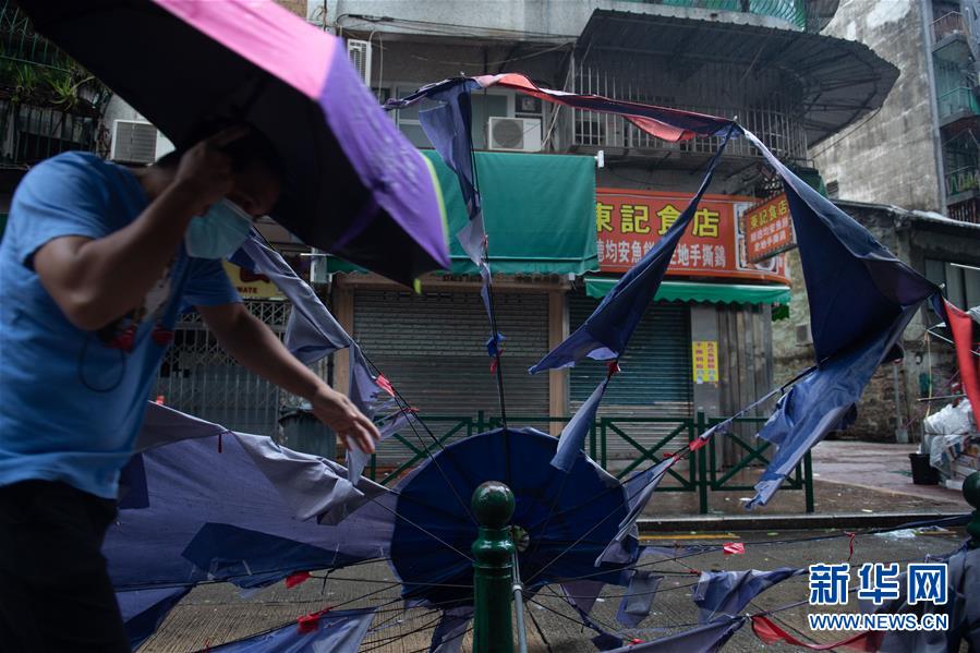 Macau emite sinal de tuf?o no 10 e?alerta vermelho para tempestade