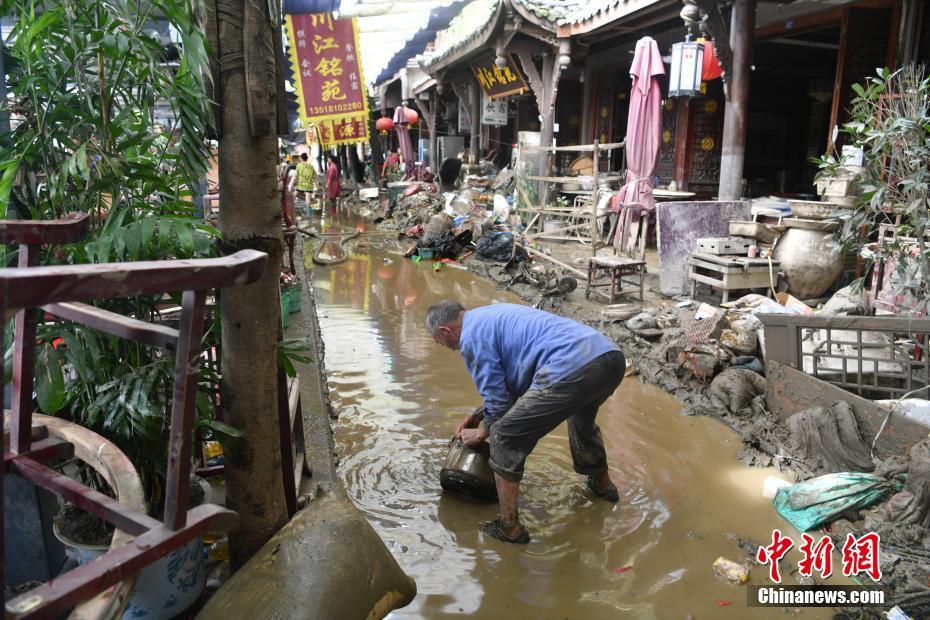 Condado de Hunglongxi em Chengdu após inunda??o