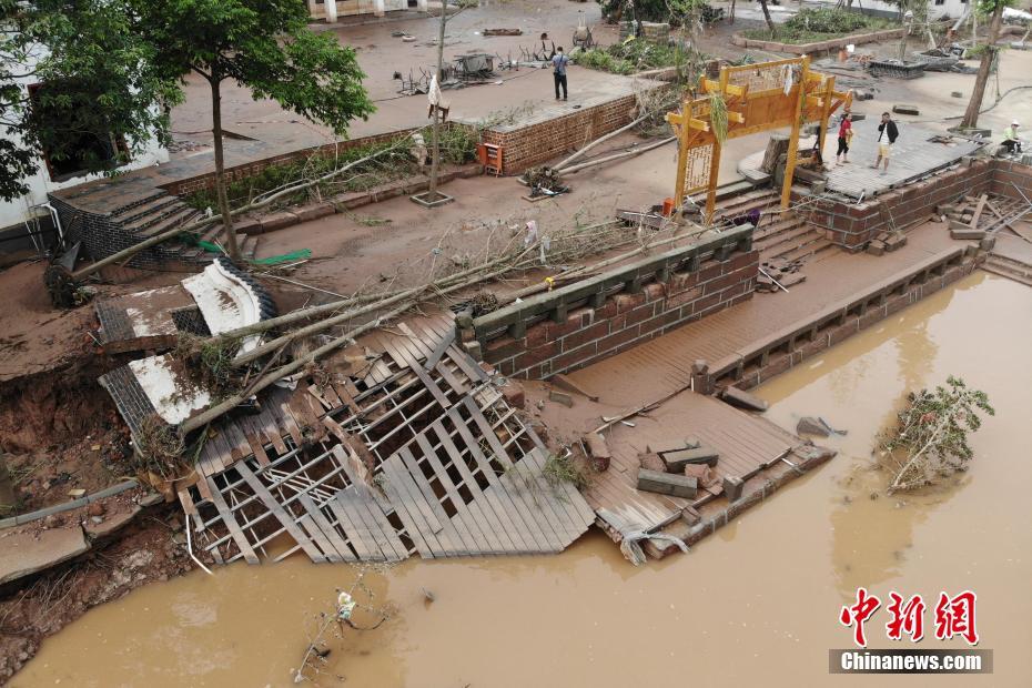 Condado de Hunglongxi em Chengdu após inunda??o