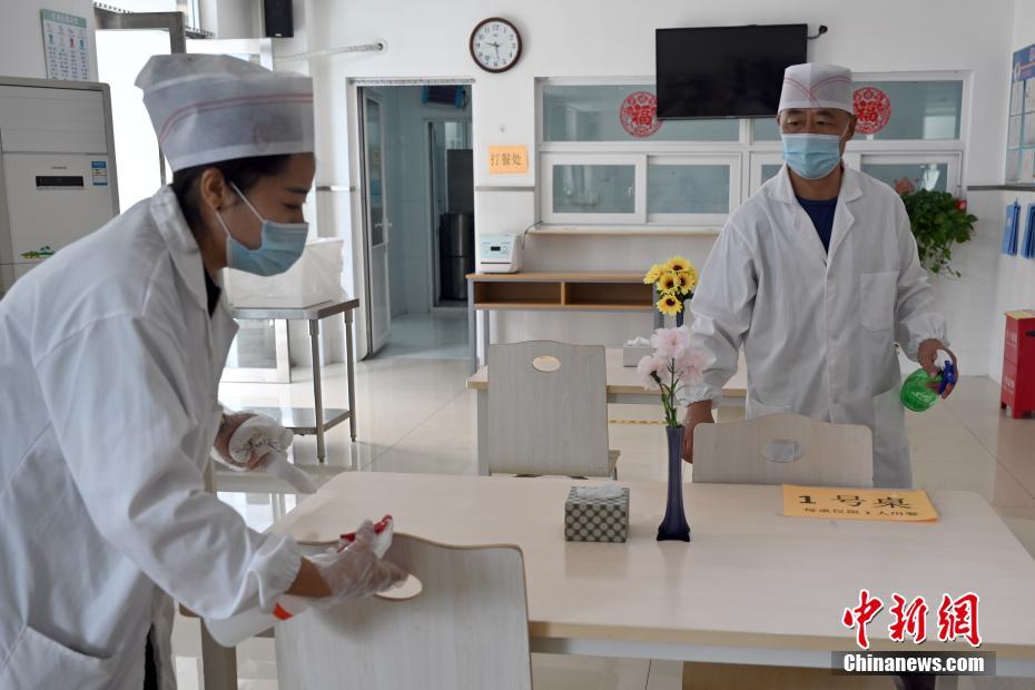 Beijing: Escolas retoma atividades no novo semestre