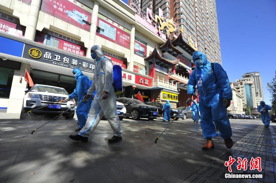 Principais áreas de Urumqi s?o totalmente desinfetadas novamente para evitar pontos cegos