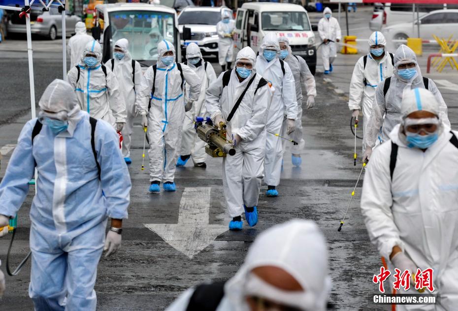 Principais áreas de Urumqi s?o totalmente desinfetadas novamente para evitar pontos cegos