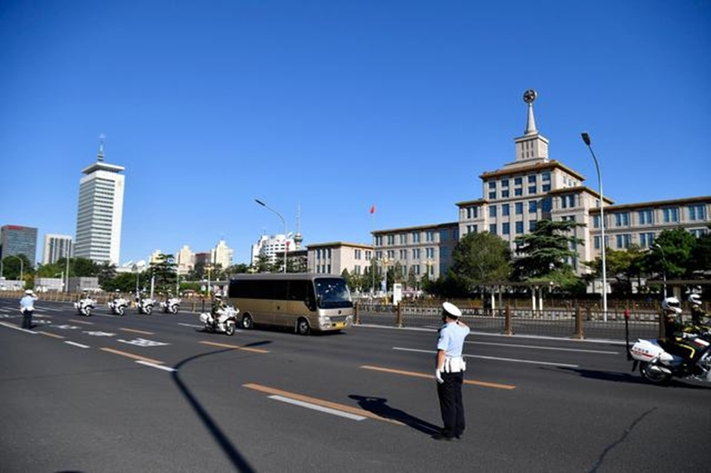 China realizará reuni?o para homenagear exemplos na luta contra COVID-19