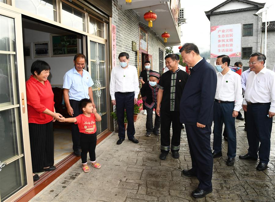 Xi inspeciona Província de Hunan, centro da China